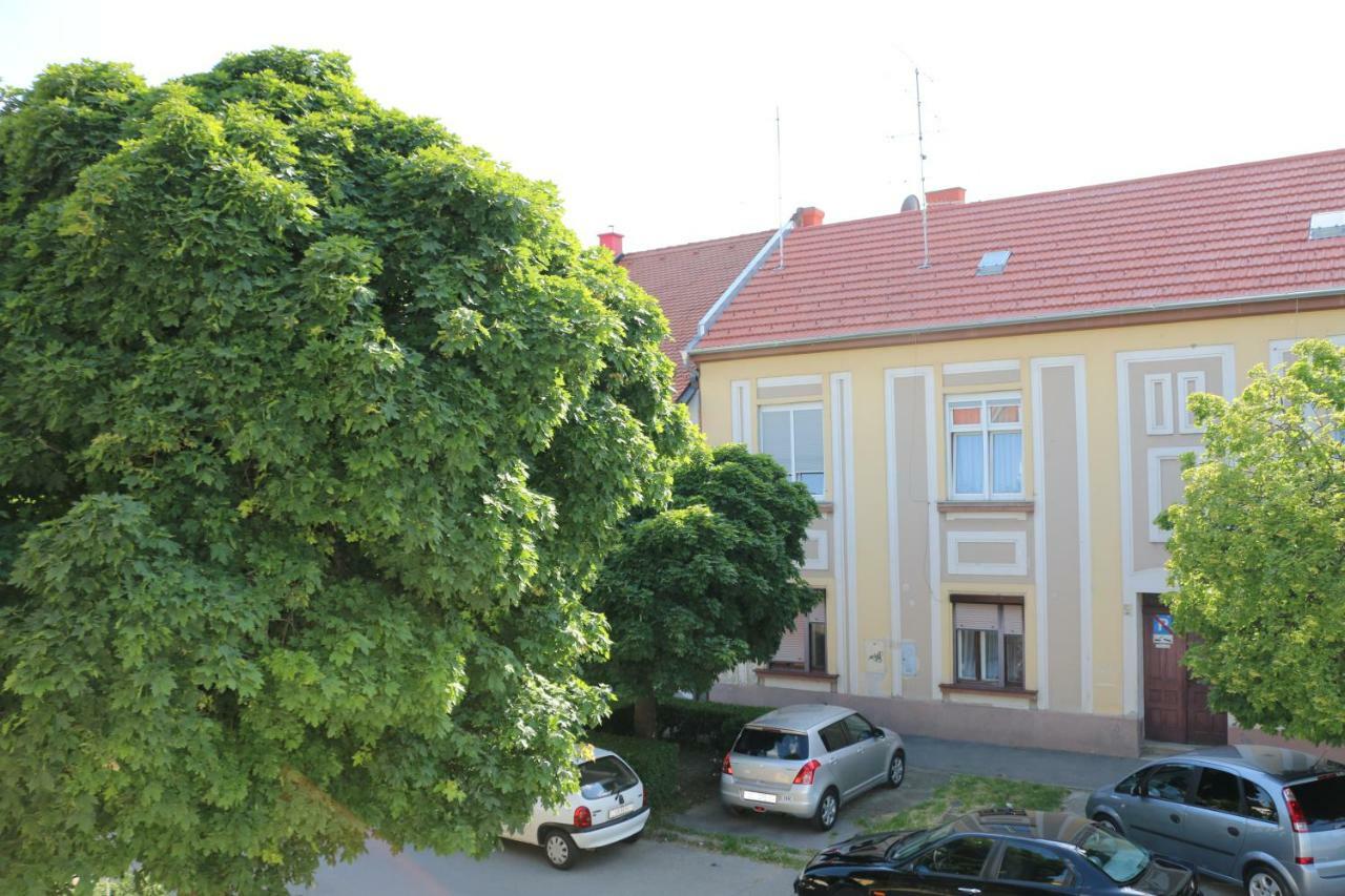 Ferienwohnung Luma 1 Osijek Exterior foto